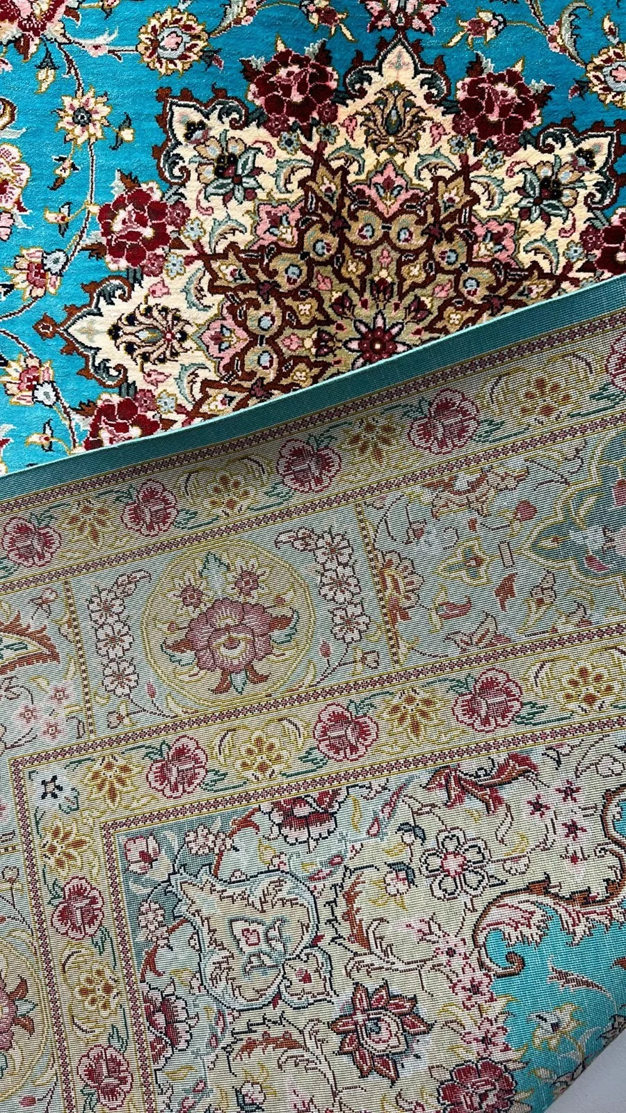 Beautiful Floral Silk Rug 3.28 x 4.92