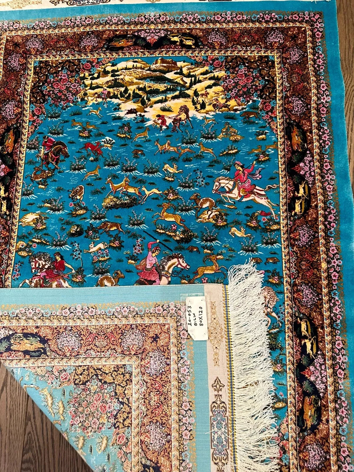 Floral Design Silk Rug 2.62 x 3.93 Sqft